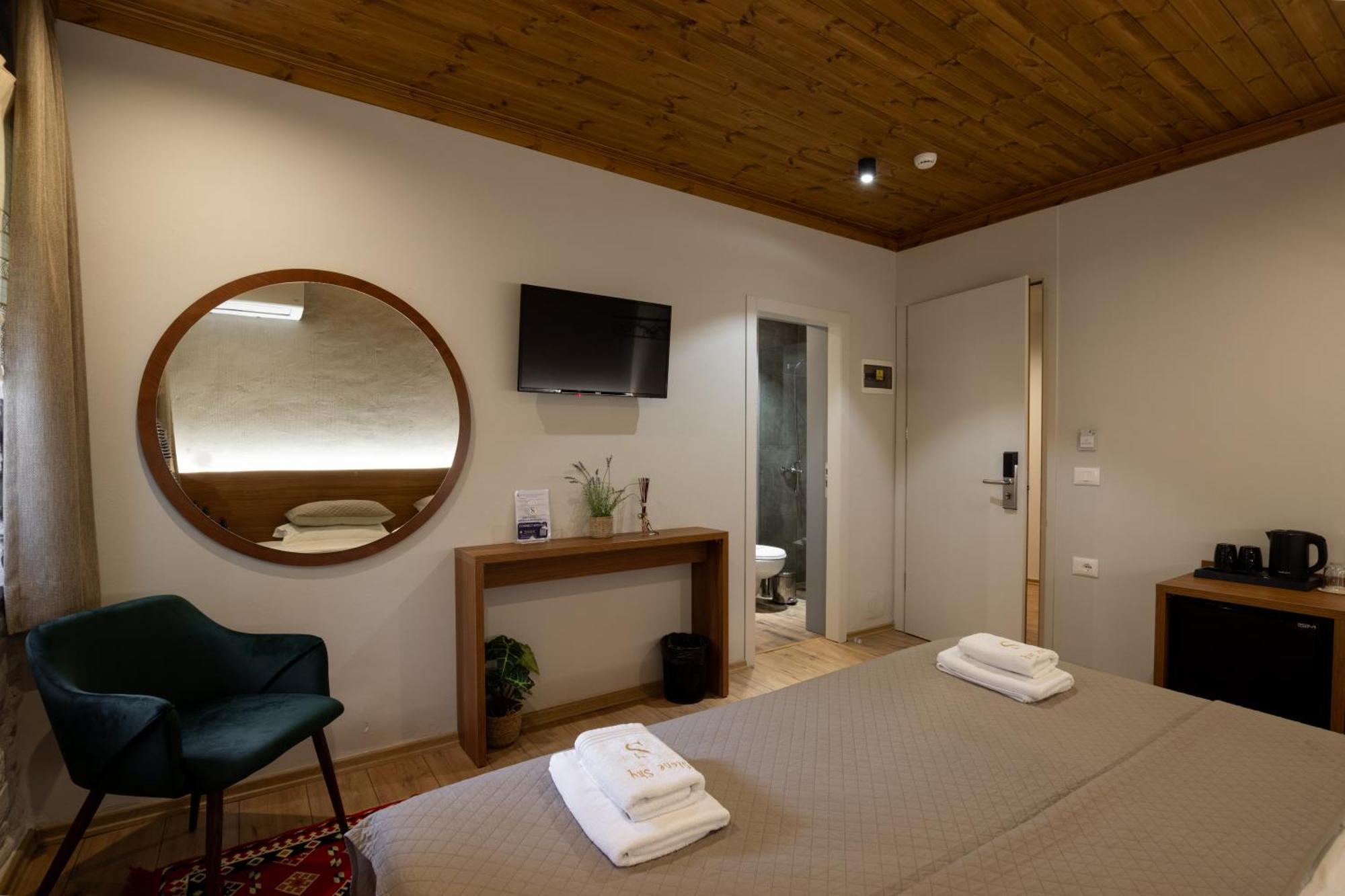 The Stone Sky Hotel Gjirokastra Kültér fotó